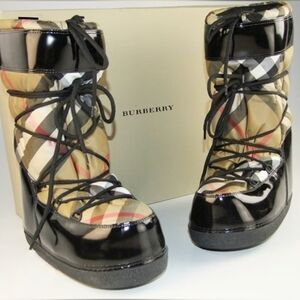 Burberry Designer Black Tan Plaid Moon Ski Snowboard Winter Snow Boots 7